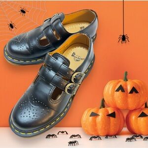 VGUC Doc Martens Mary Jane